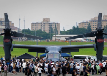 Improving Together: U.S. and Japanese Service Members Showcase Coalition Parachuting Capabilities at the Yokota Friendship Festival