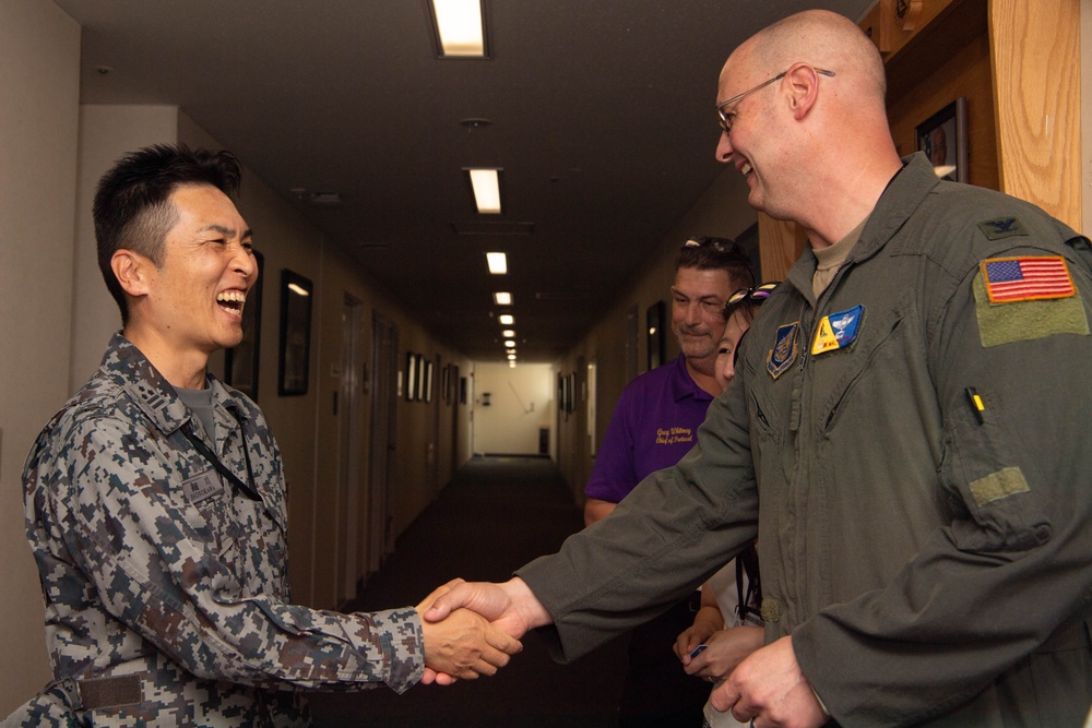 374 AW welcomes distinguished guests at Japanese-American Friendship Festival 2025