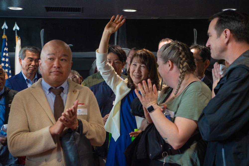 374 AW welcomes distinguished guests at Japanese-American Friendship Festival 2025