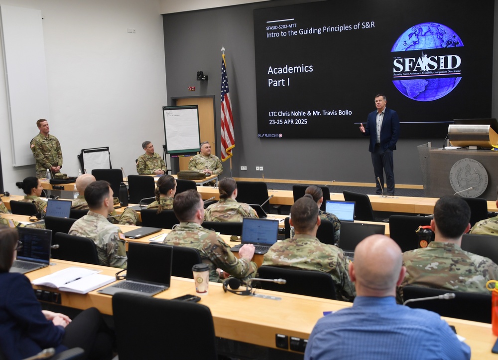 Preparing Foreign Area Officers for Post-Conflict: Marshall Center hosts 3-Day SFASID Course
