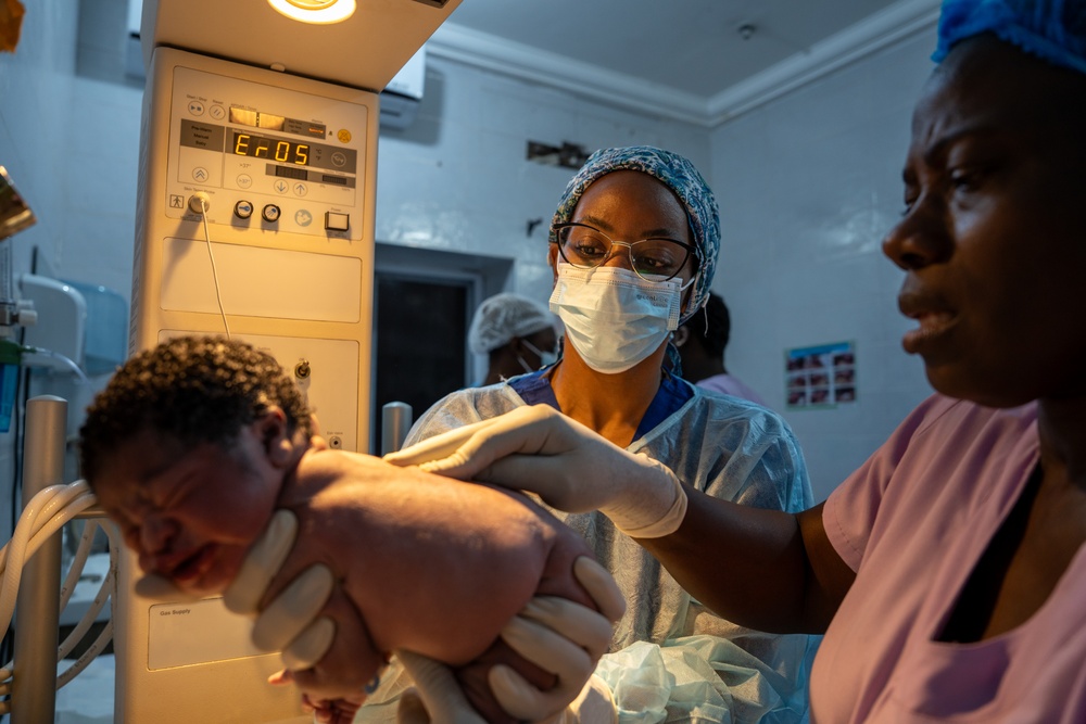 US, Ghana midwives team up in maternity ward at African Lion 2025