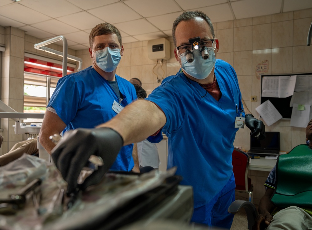 US, Ghana military health professionals provide dental care at African Lion 2025