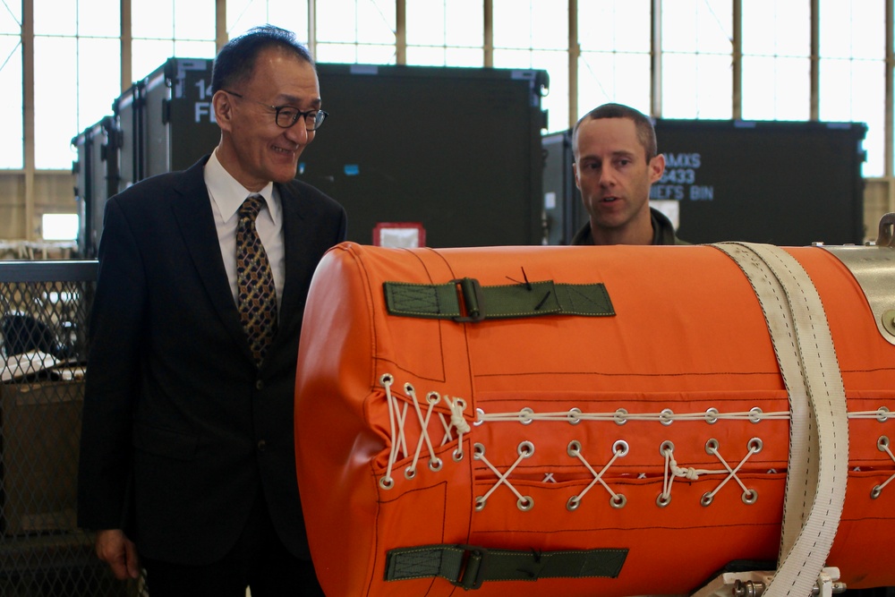 Japanese Ambassador to Iceland visits U.S. VP Squadrons