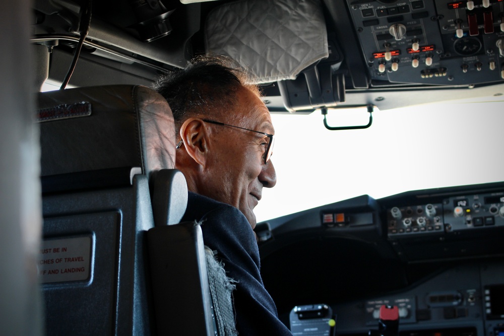 Japanese Ambassador to Iceland visits U.S. VP Squadrons
