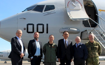 Japanese Ambassador to Iceland visits U.S. VP Squadrons
