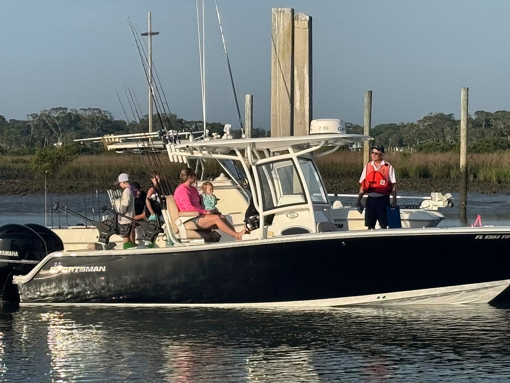Coast Guard Auxiliary conducts vessel safety checks in St. Augustine, Florida