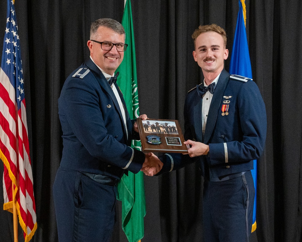 Graduating the Future of Flight: Class 25-09