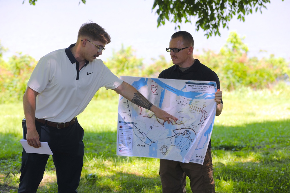 Future Army Officers Walk the Battlefield as Illinois OCS Class 70-25 Studies Leadership at Fort Donelson