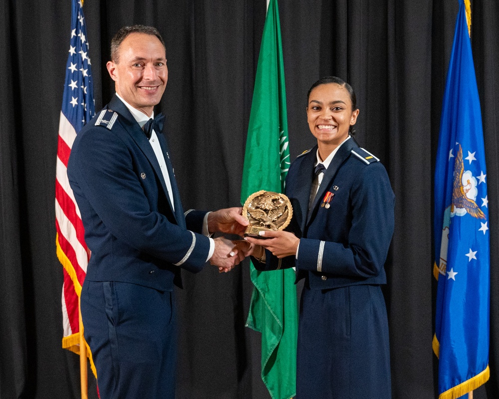 Graduating the Future of Flight: Class 25-09