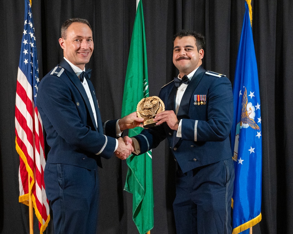 Graduating the Future of Flight: Class 25-09