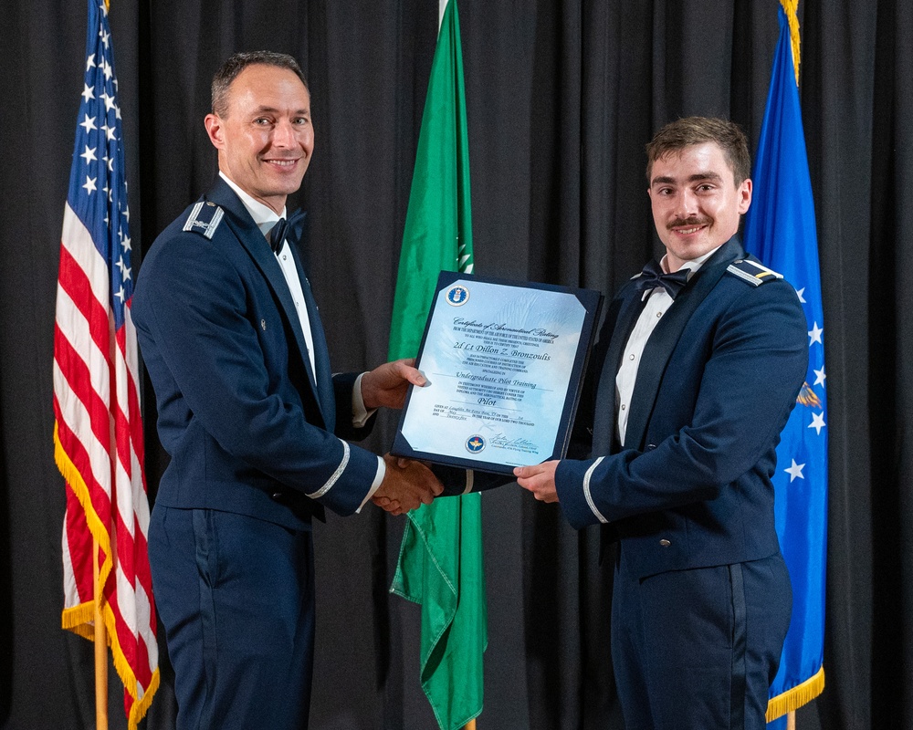 Graduating the Future of Flight: Class 25-09