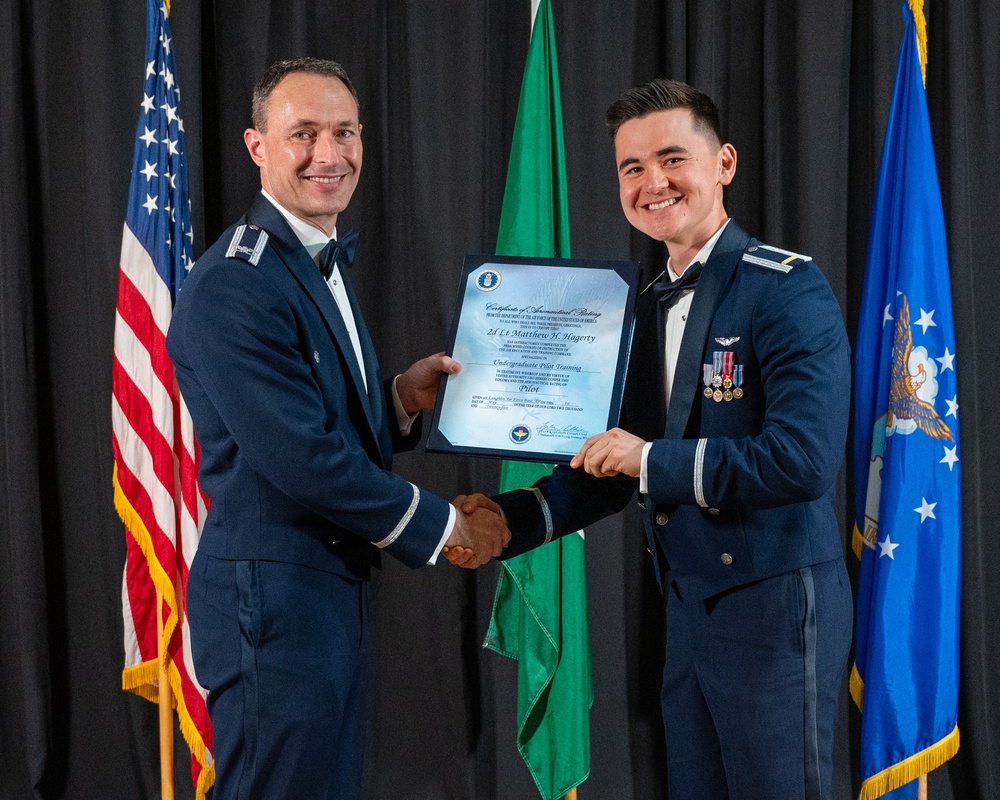 Graduating the Future of Flight: Class 25-09