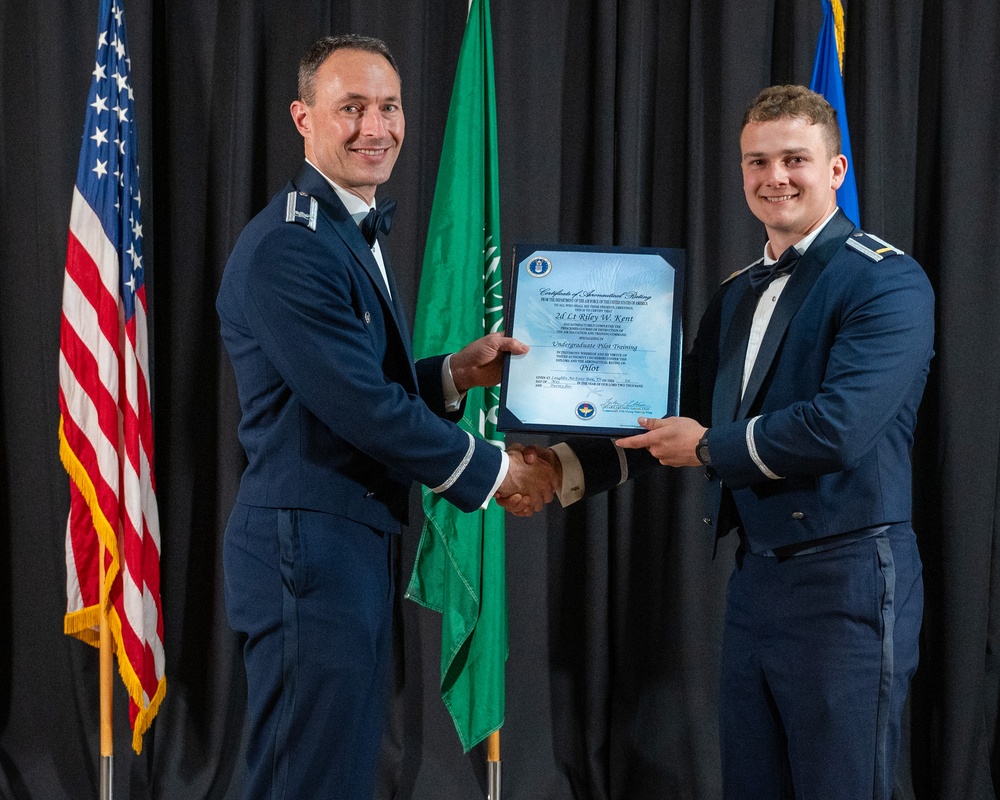 Graduating the Future of Flight: Class 25-09