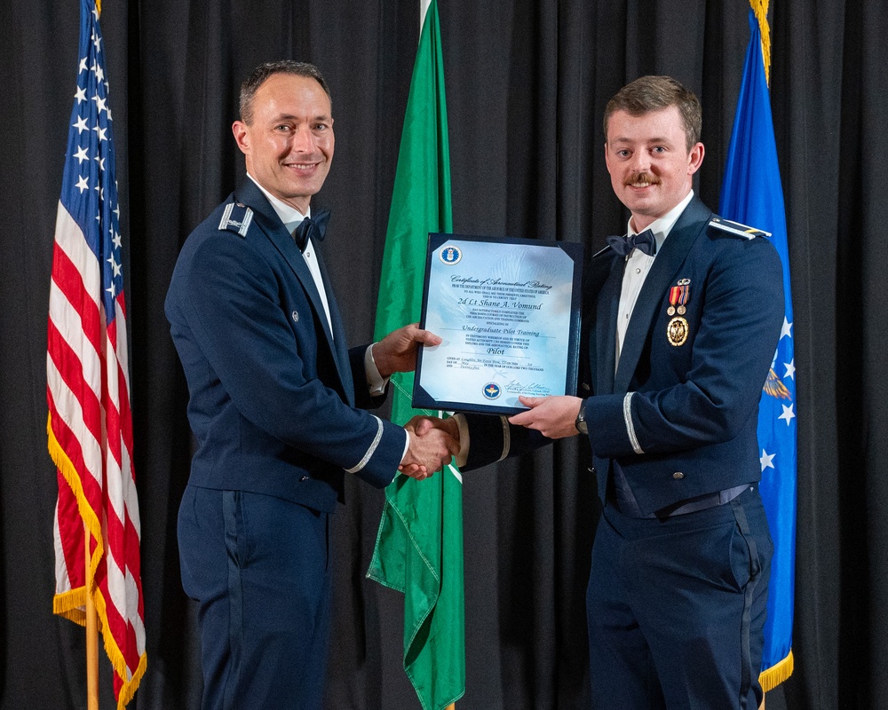 Graduating the Future of Flight: Class 25-09