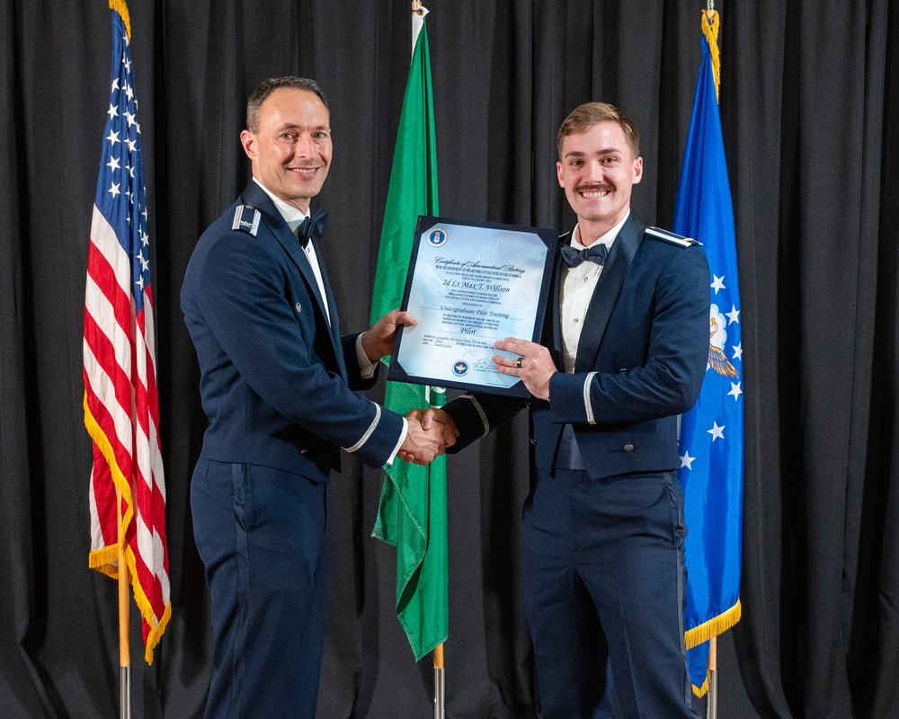 Graduating the Future of Flight: Class 25-09