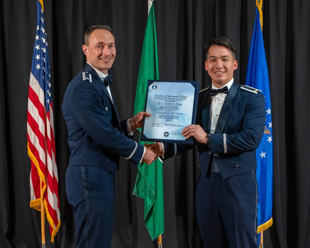 Graduating the Future of Flight: Class 25-09