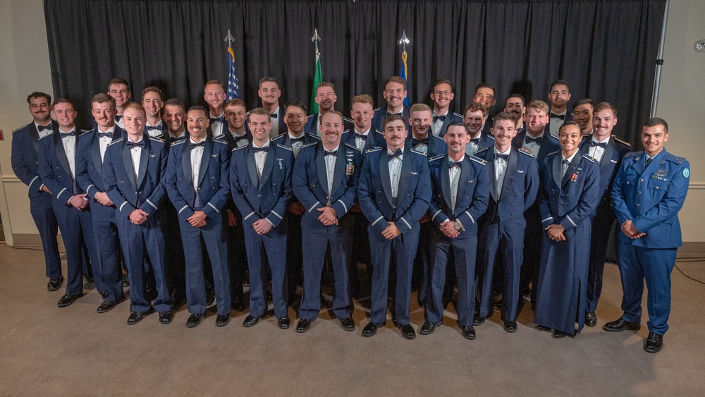 Graduating the Future of Flight: Class 25-09