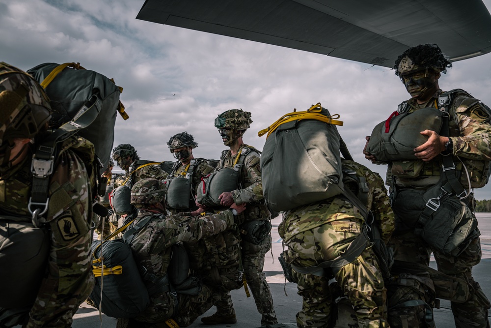 Sky Soldiers Conduct Airborne Operation Over Latvia During Swift Response 25