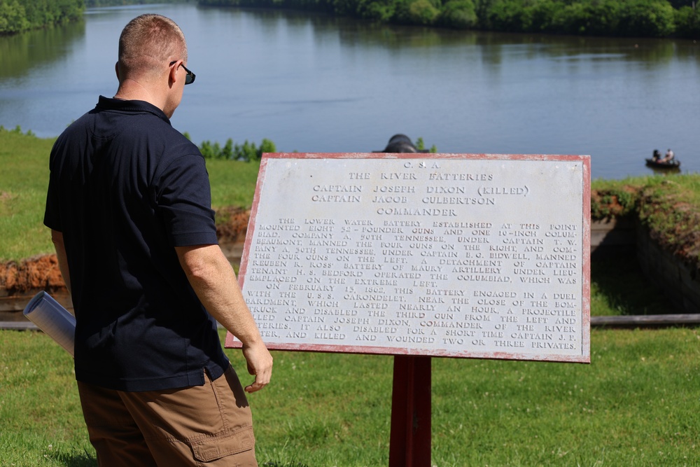 Future Army Officers Walk the Battlefield as Illinois OCS Class 70-25 Studies Leadership at Fort Donelson