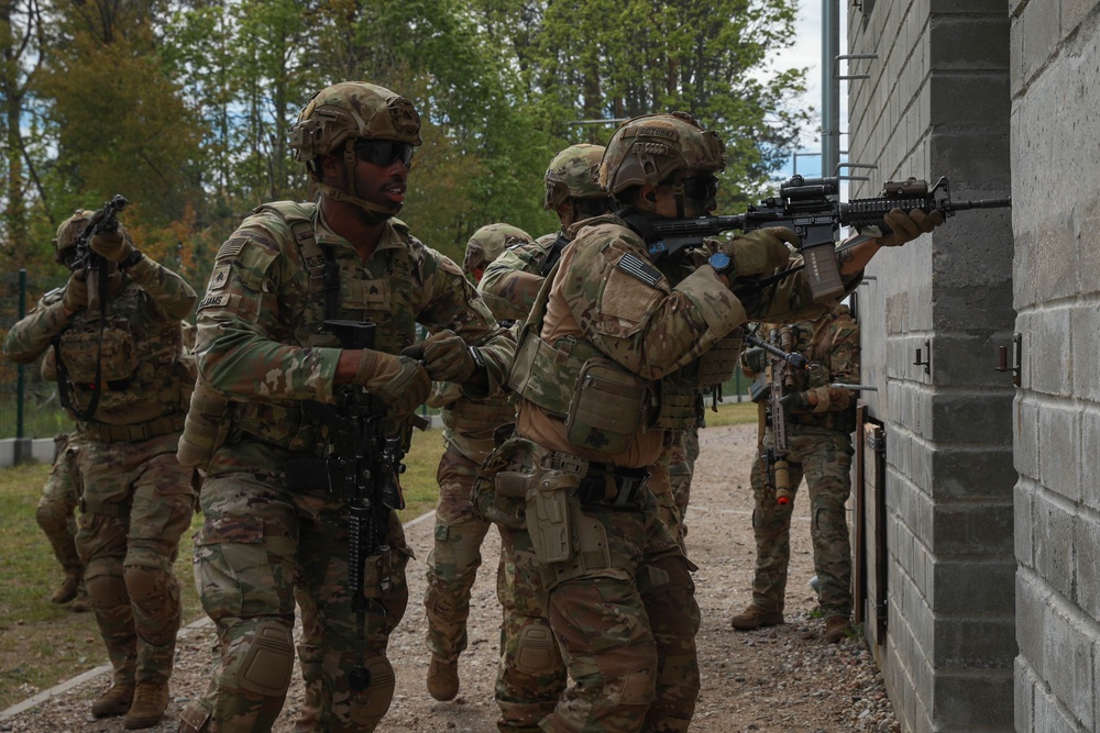 U.S. Army Soldiers Join Forces in International Training Event