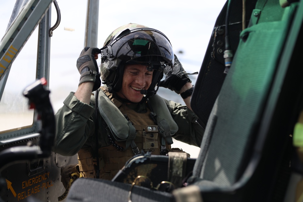 HMLA-369 Prepares for Flight
