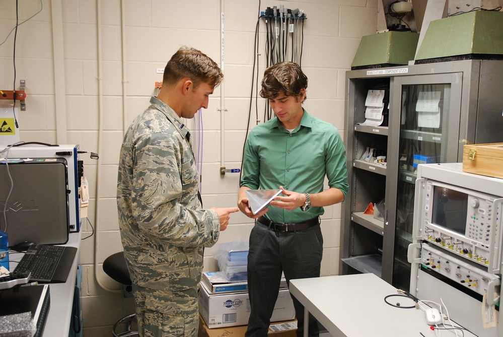 AFRL/RW Electronics laboratory