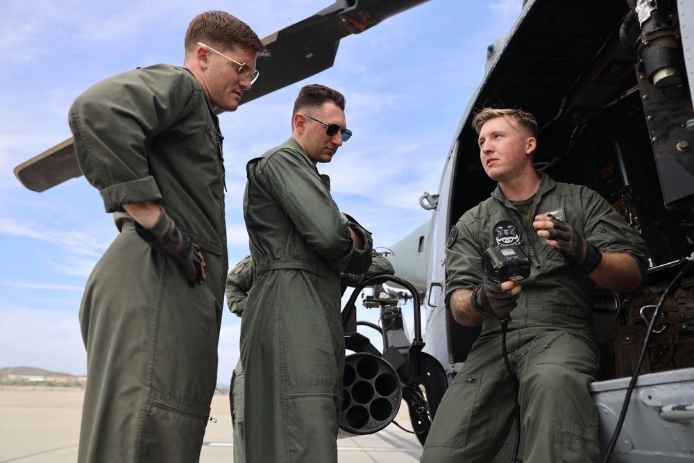 HMLA-369 Prepares for Flight
