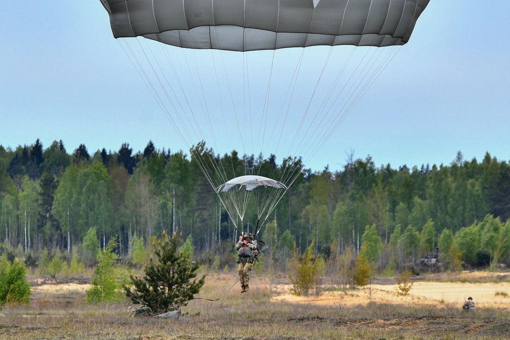 Swift Response 2025: 173rd Airborne Brigade leads multinational airborne operation in Lithuania