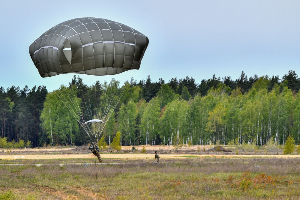 Swift Response 2025: 173rd Airborne Brigade leads multinational airborne operation in Lithuania