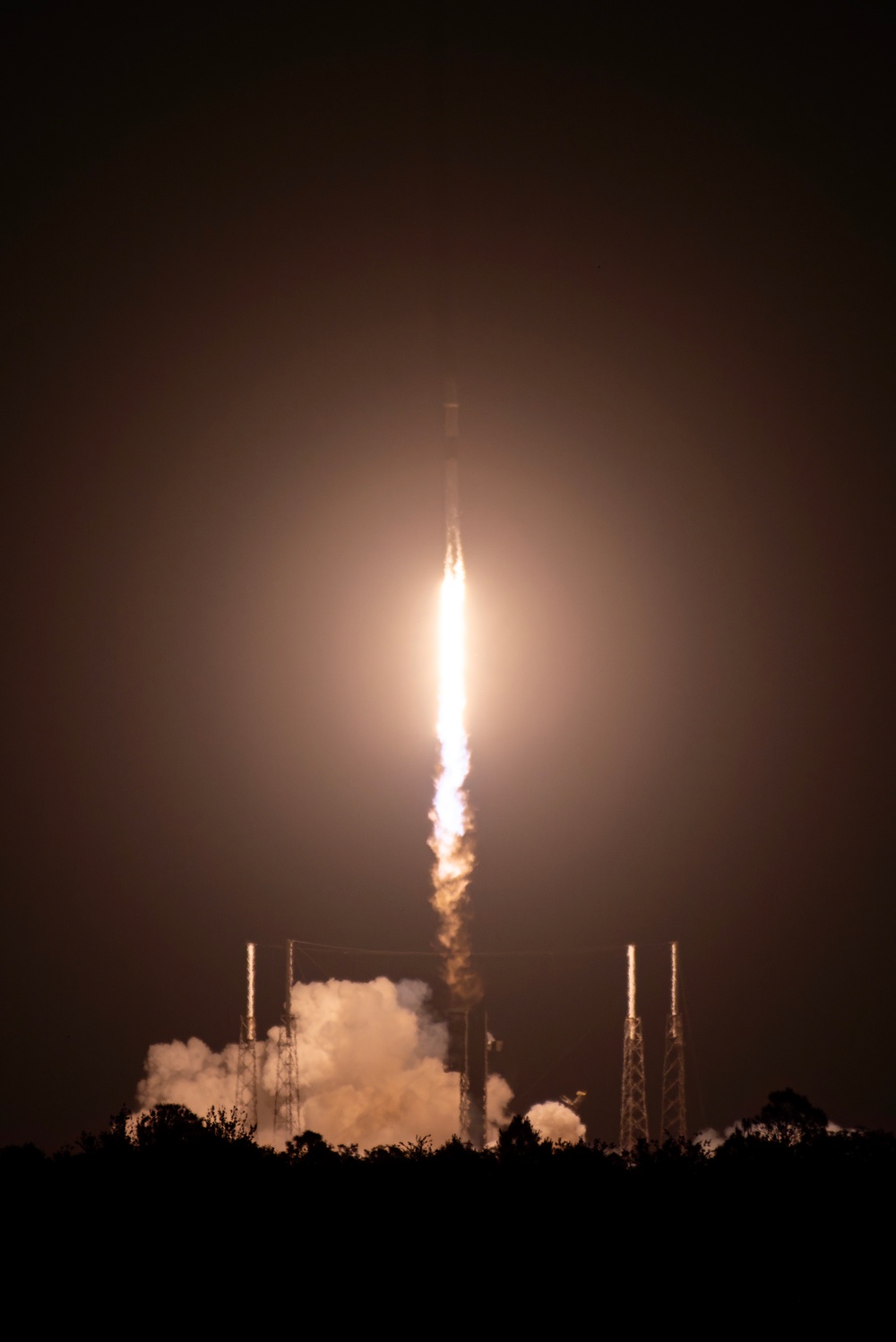 Starlink 6-74 Launches from Cape Canaveral Space Force Station
