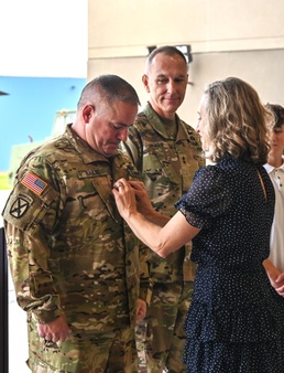 Paul Bailie, a Cohoes resident is promoted to colonel and takes command of Army Guard Aviation Brigade