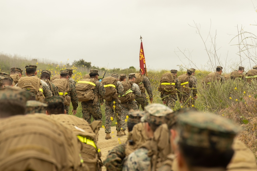 9th Communications Battalion conducts hike on Camp Pendleton