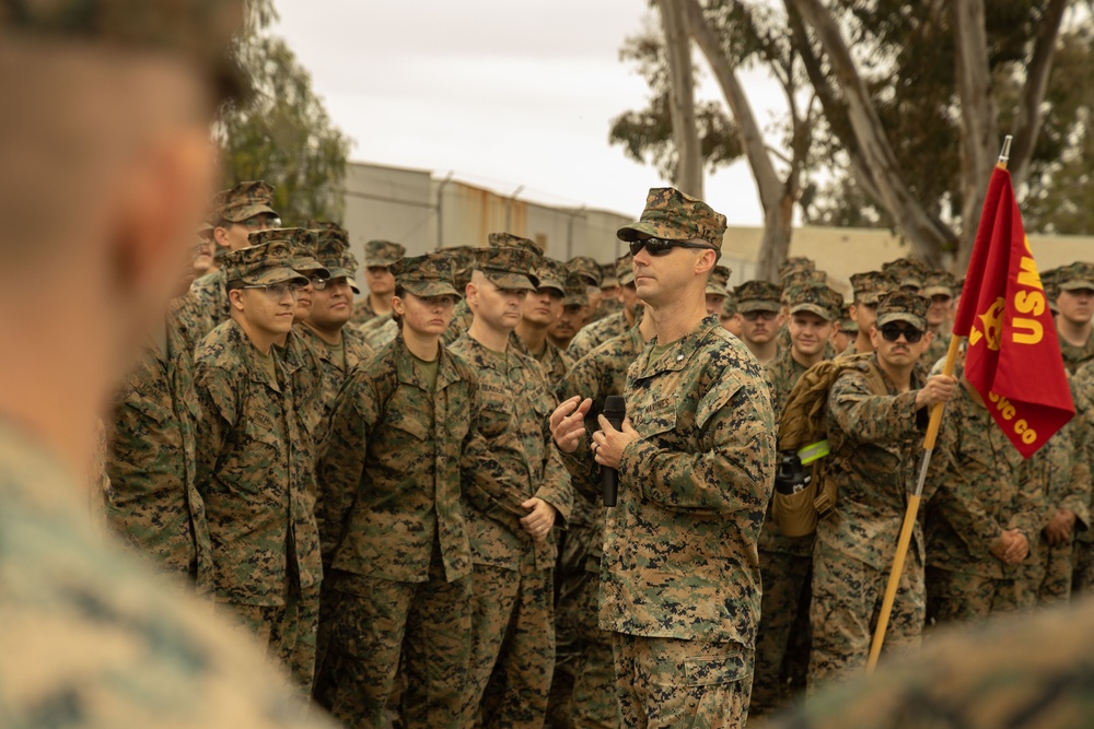 9th Communications Battalion conducts hike on Camp Pendleton