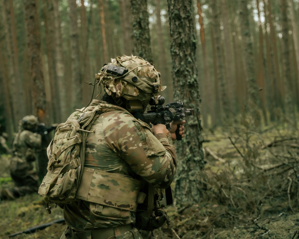 173rd Airborne Brigade Paratroopers Execute STX Training in Lithuania During Swift Response 2025