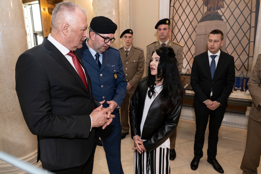 Minister of Defence of Bosnia and Herzegovina Zukan Helez Visits ANC