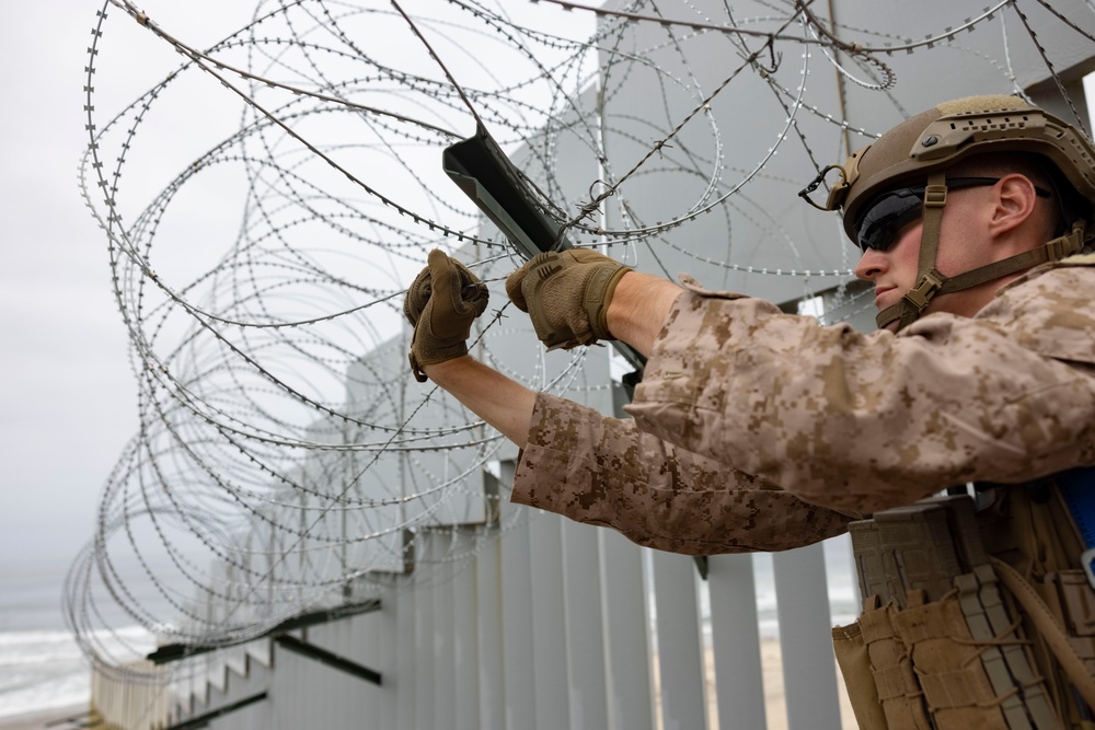 Marines reinforce southern border barriers near Imperial Beach