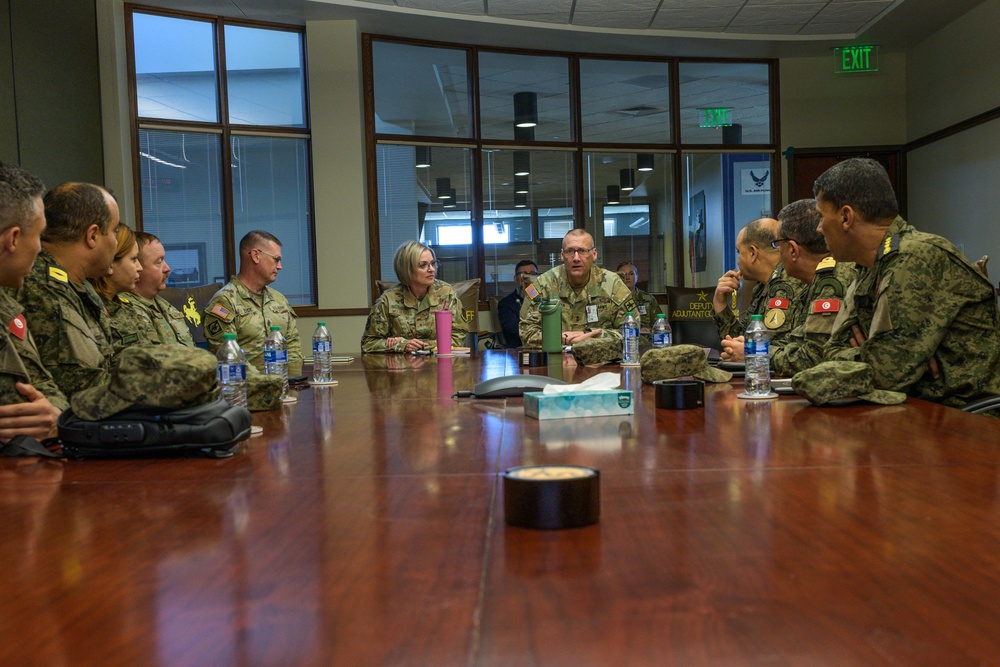 Wyoming Guard hosts Tunisian NCO development exchange to strengthen military partnership