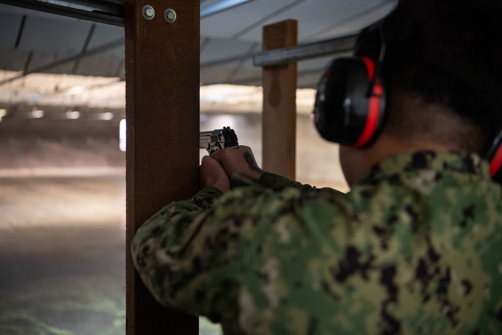 USS Ronald Reagan (CVN 76) Sailors qualify at the range