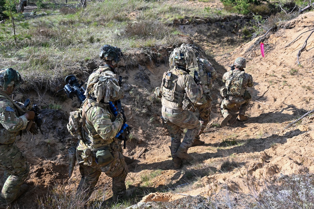 Swift Response 25: Sky Soldiers Conduct a Live Fire Exercise