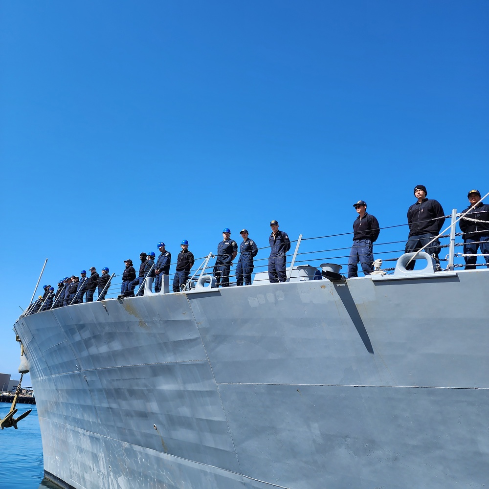USS Spruance (DDG 111) conducts port call onboard Naval Base Ventura County