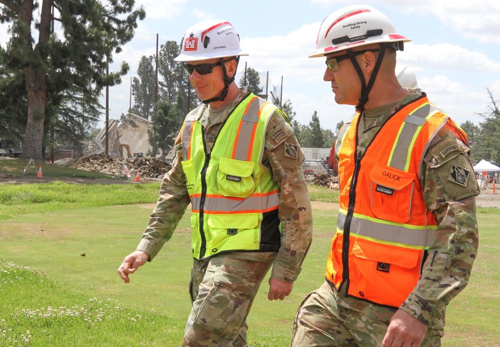 Army public affairs chief meets Task Force Phoenix teams