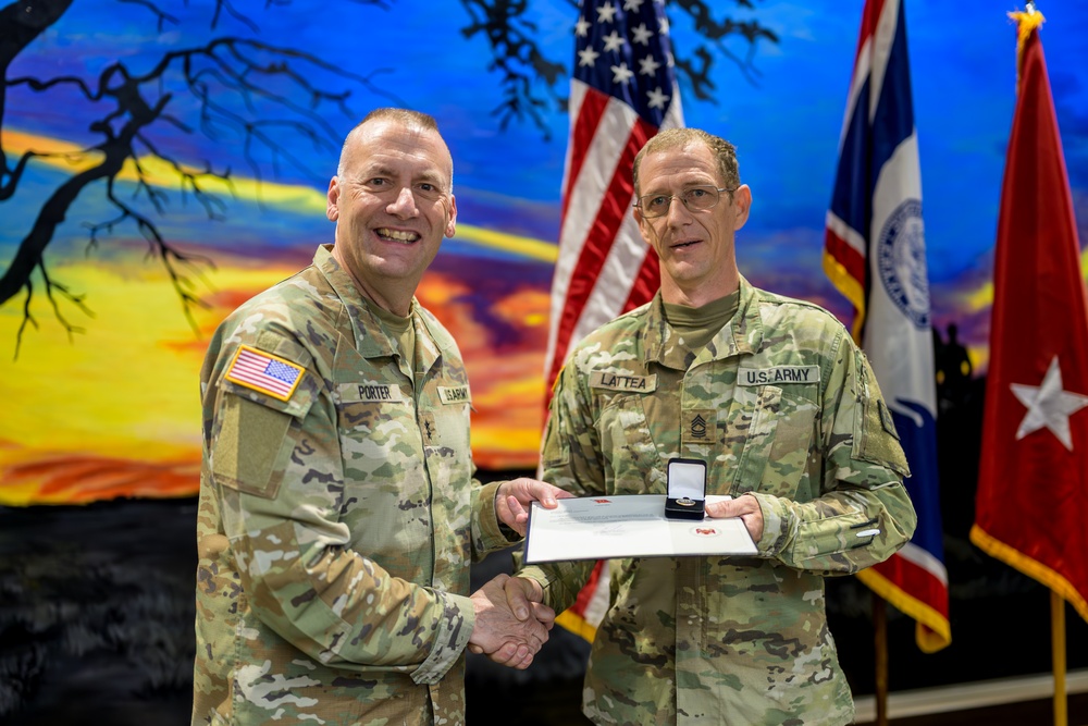 Wyoming Adjutant General presents service awards at Camp Guernsey