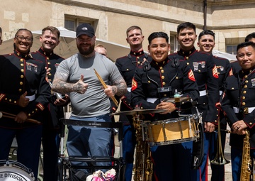 1st MARDIV Band Performs at Les Invalides, France