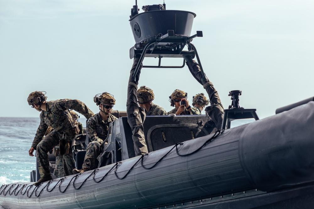 22nd MEU | BLT 3/6 Conducts Small Boat Ops During ARGMEUEX
