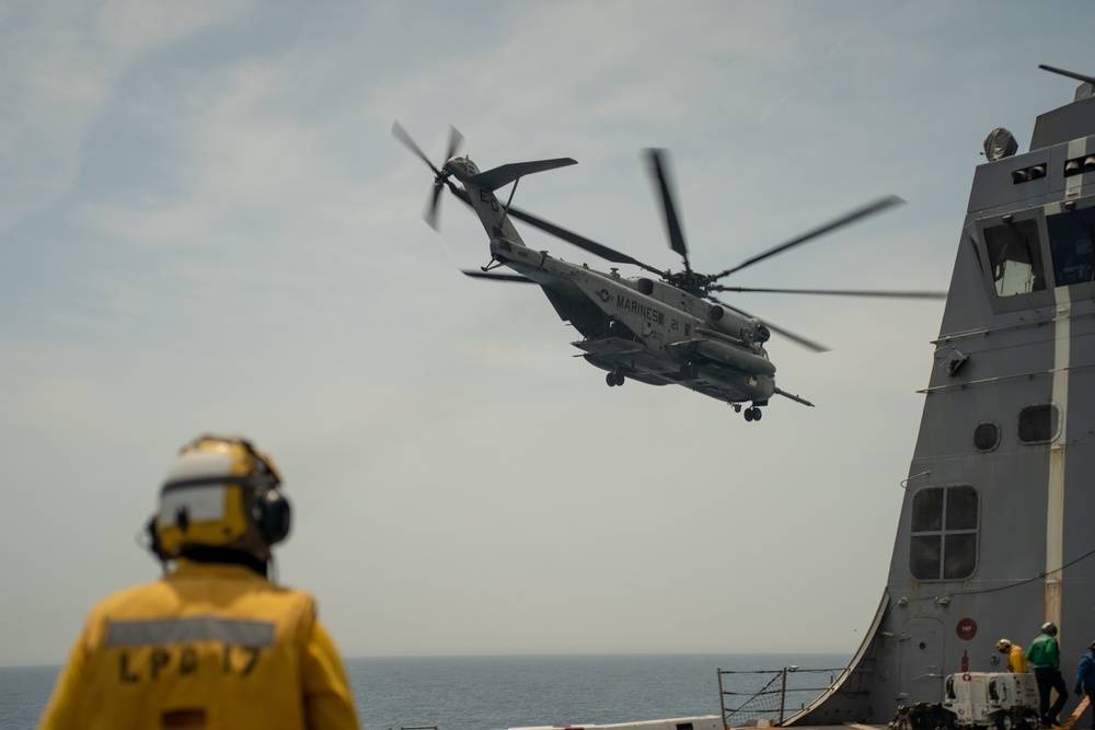 22nd MEU | BLT 3/6 Departs the USS San Antonio for Raid During ARGMEUEX