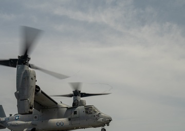 22nd MEU | BLT 3/6 Departs the USS San Antonio for Raid During ARGMEUEX