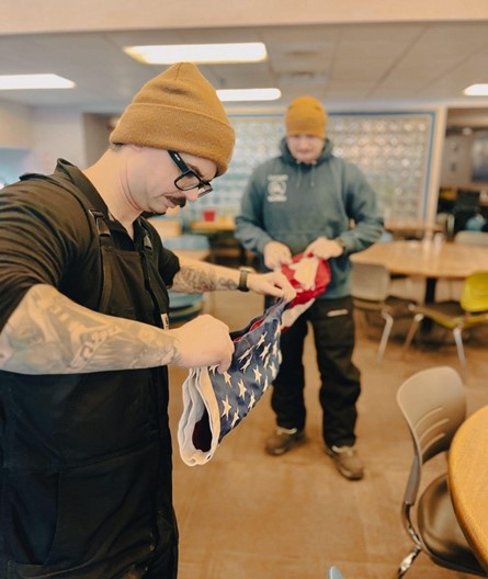 NMCB3 SEABEES RECEIVE McMURDO FLAG