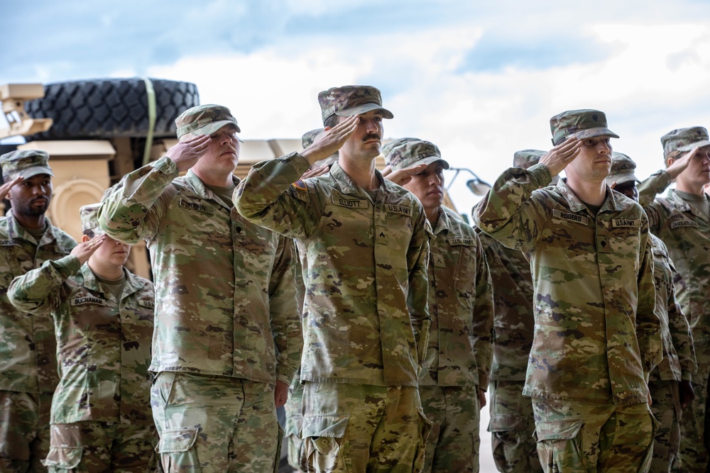 Alpha Company, 404th Aviation Support Battalion Holds Change of Command Ceremony
