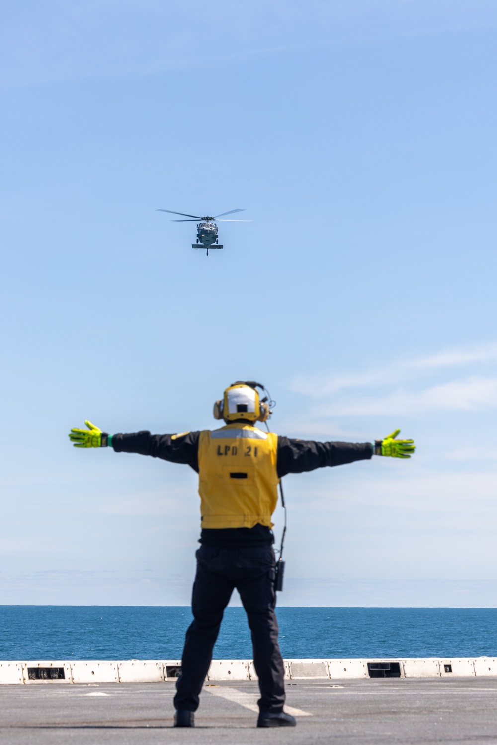 Fleet Week New York 2025 : Underway Ship Tour