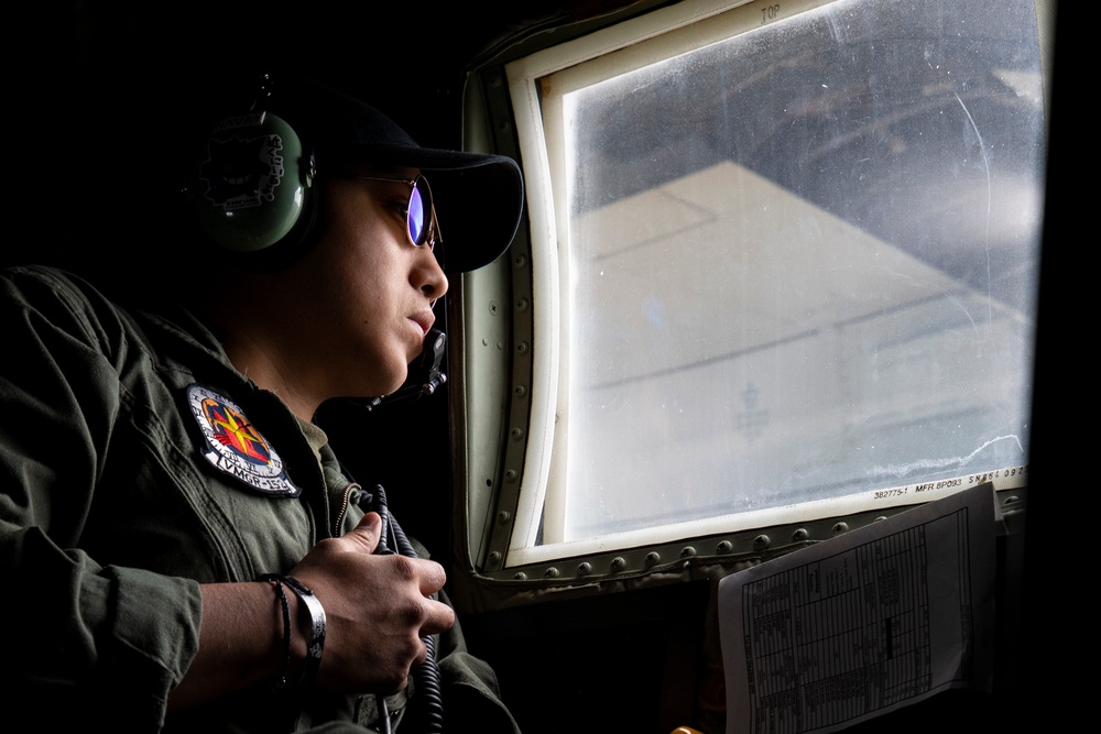 U.S. military conducts aerial refueling during Kodiak Mace 25